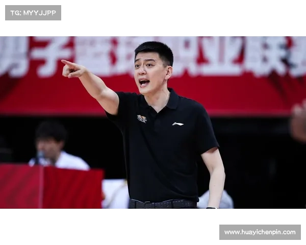 杨鸣社媒晒照激励辽宁队全力备战 目标锁定全运会决赛资格 杨鸣社媒晒照激励辽宁队全力备战 目标锁定全运会决赛资格